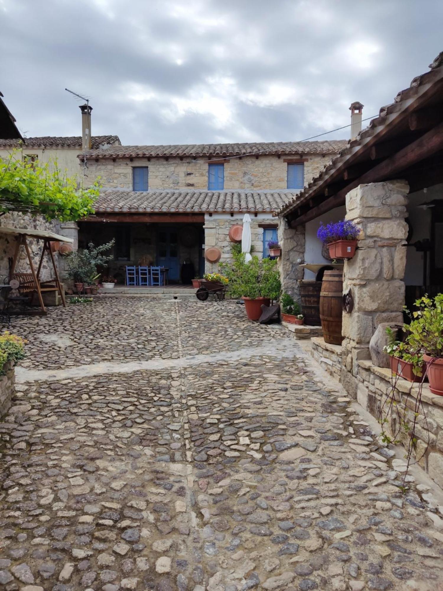 Hotel Sa Domu De Ziu Antoneddu à Tuili Extérieur photo